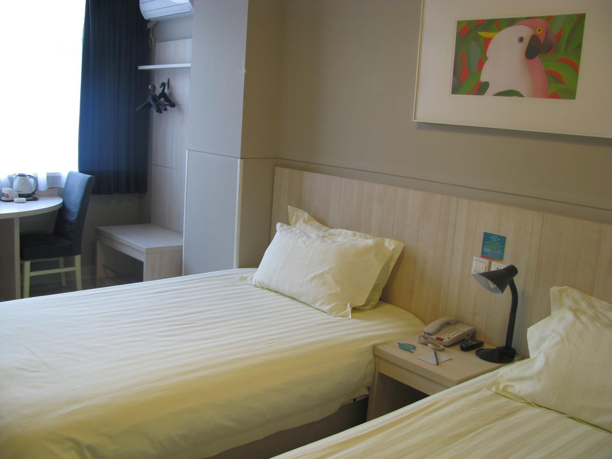 Magnolia Business Hotel Xining Railway Station Grand Cross Mojia Street ภายนอก รูปภาพ