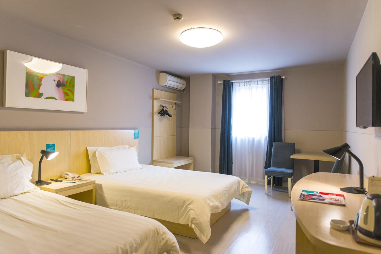 Magnolia Business Hotel Xining Railway Station Grand Cross Mojia Street ภายนอก รูปภาพ