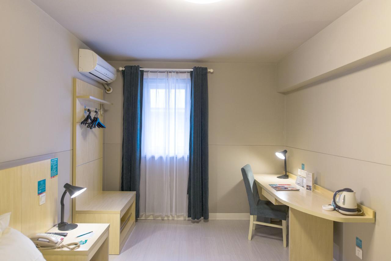 Magnolia Business Hotel Xining Railway Station Grand Cross Mojia Street ภายนอก รูปภาพ