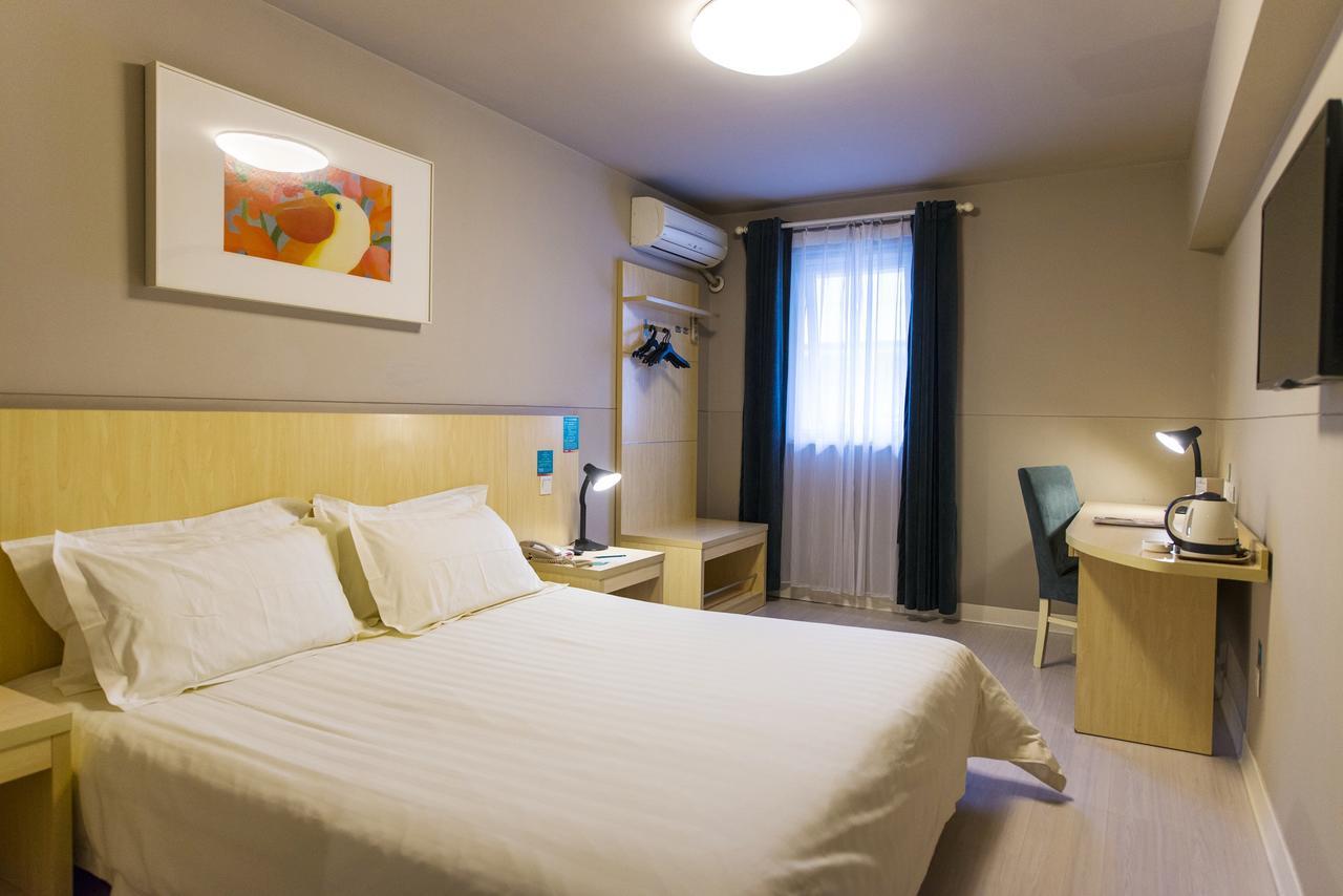 Magnolia Business Hotel Xining Railway Station Grand Cross Mojia Street ภายนอก รูปภาพ